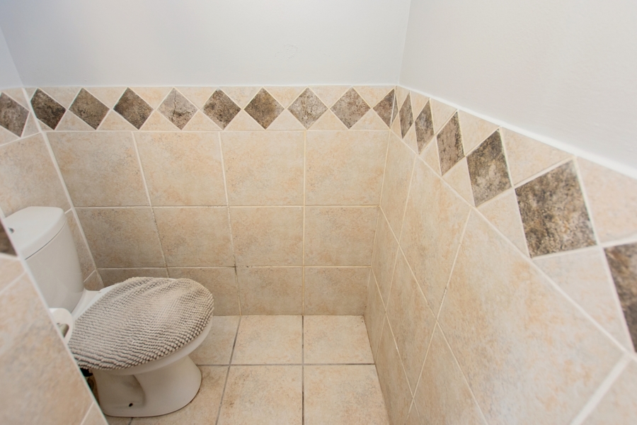 7 Bedroom Property for Sale in Myburgh Park Western Cape